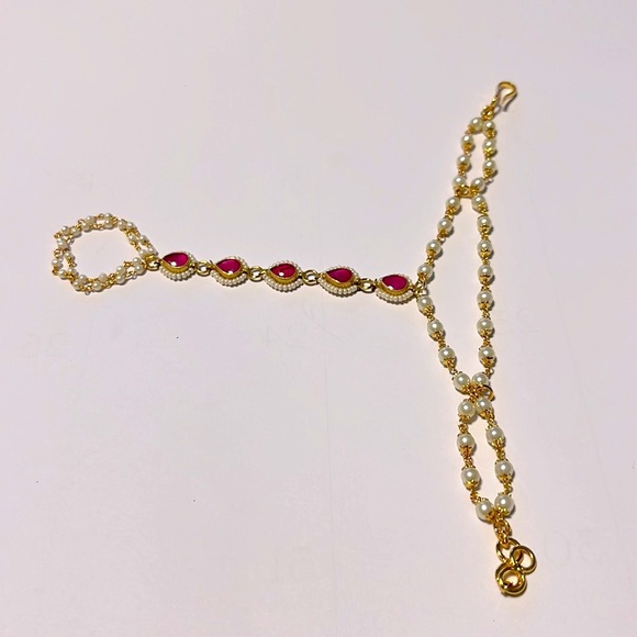 Small white Pearl Finger ring pink jadtar bracelet Indian design - Picture 3 of 3